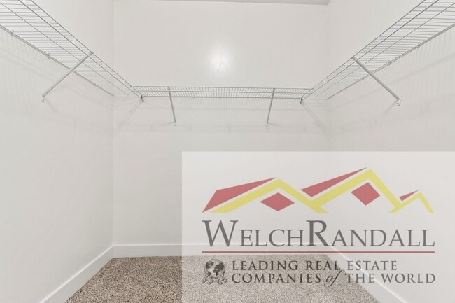 Building Photo - Stylish Vineyard Condo – 3 Beds, 2 Baths, ...