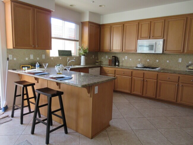 Building Photo - 4415 Ahoy Ln