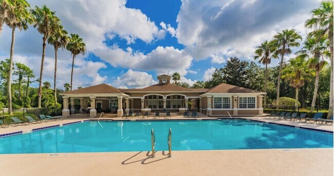 Building Photo - 10550 Baymeadows Rd