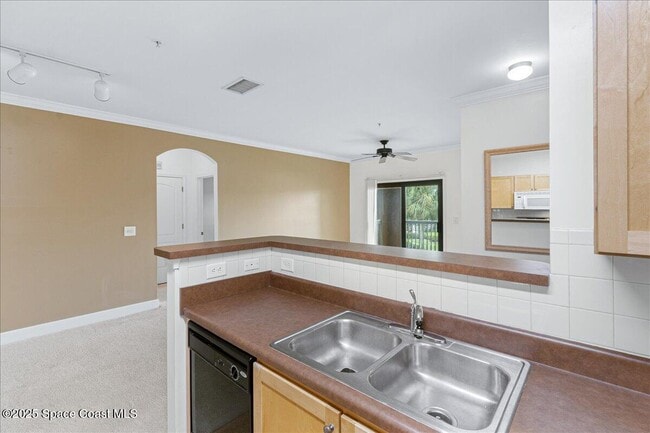 Building Photo - 6411 Borasco Dr