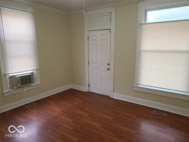Building Photo - 416 N Linwood Ave
