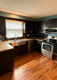 Building Photo - Lotawana Lakehouse