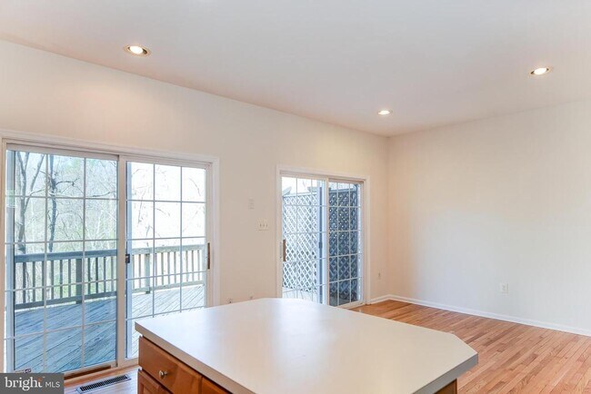 Building Photo - 20717 Waterfall Branch Terrace