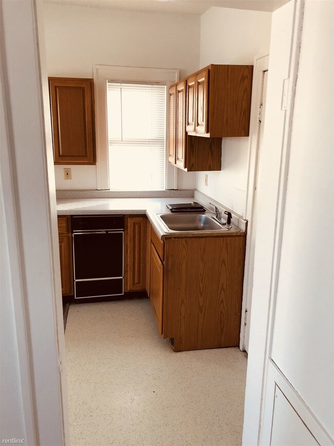 1 br, 1 bath - 1010 12th Ave N near NDSU - 1 br, 1 bath  - 1010 12th Ave N  near NDSU