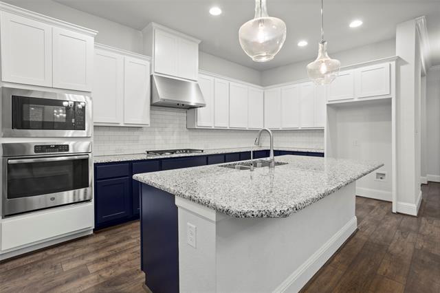 Building Photo - 1817 Oak Trail Dr