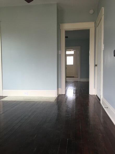 Building Photo - 4014 S Madison Ave