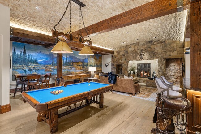 Building Photo - 472 Thunderbowl Ln