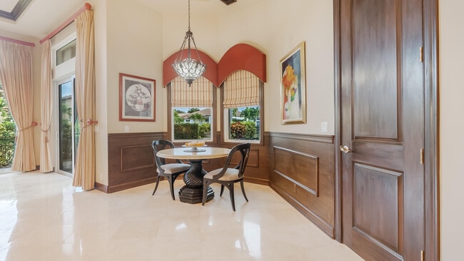 Building Photo - 17384 Vistancia Cir