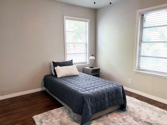 Building Photo - 2910 Lavender St