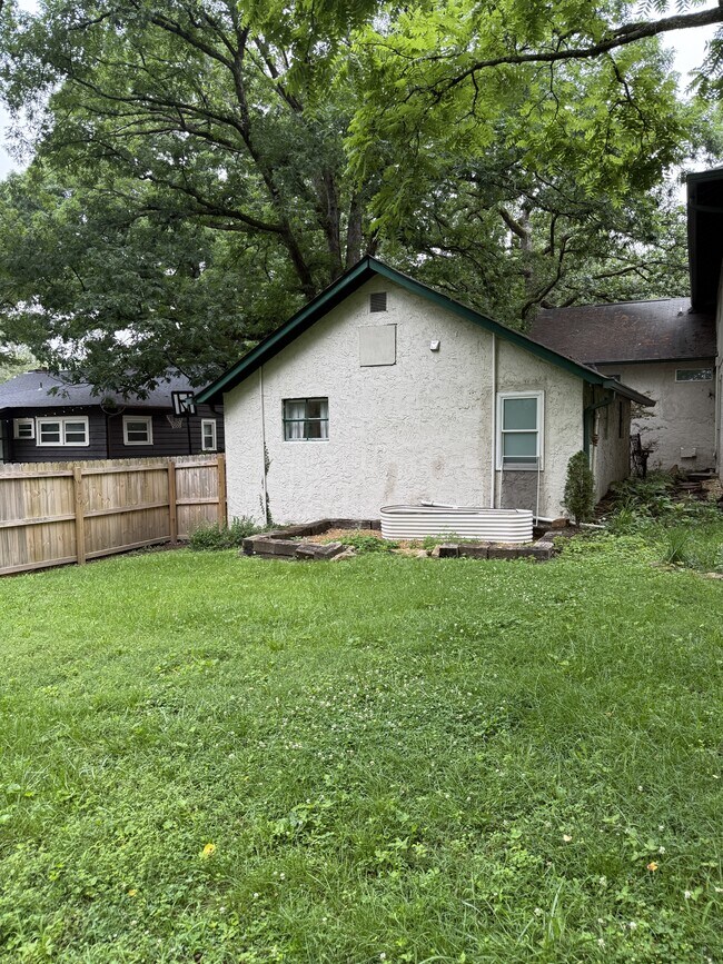 Building Photo - 848 Kentucky Ave