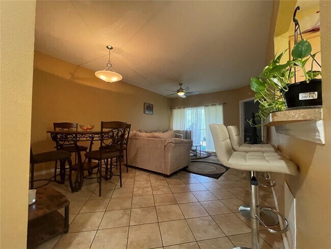 Building Photo - 6007 Skydale Way