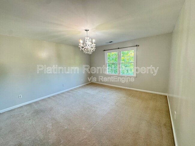 Building Photo - 1702 Stonegate Way SW