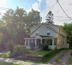 Building Photo - 312 Colchester Ave