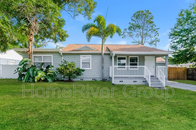 Primary Photo - 2107 W Ferris Ave