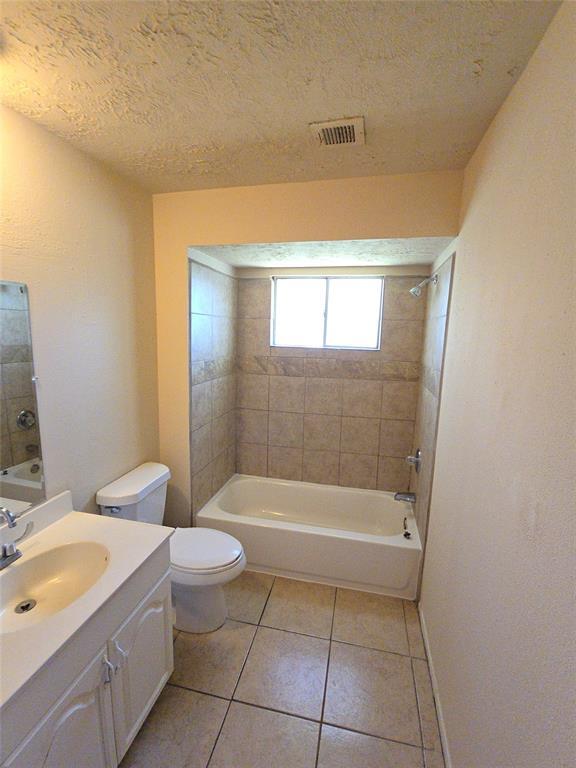 Building Photo - 4718 Reynaldo Dr