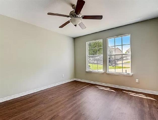 Building Photo - 1008 York Ct