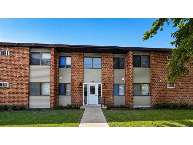 Building Photo - 517 Pleasant Dr