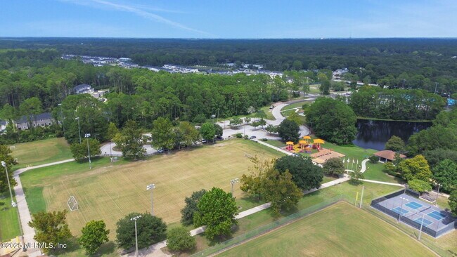 Building Photo - 277 Sandstone Dr