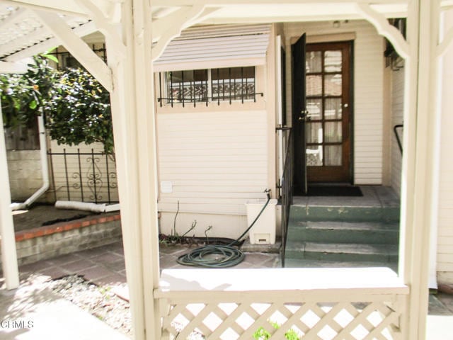 Building Photo - 1807 E Glenoaks Blvd