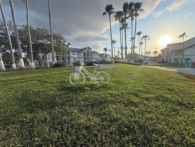 Building Photo - 4105 Tropical Isle Blvd