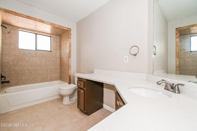 Building Photo - 12620 Dunraven Trail