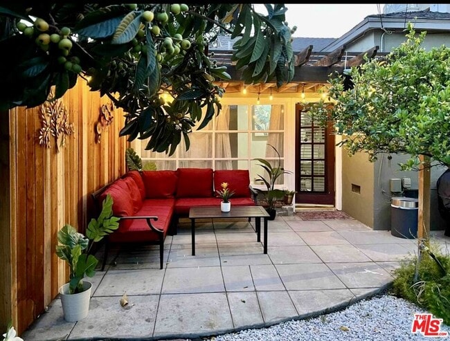 Building Photo - 5944 Irvine Ave