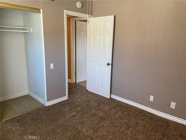 Building Photo - 45270 Panorama Dr