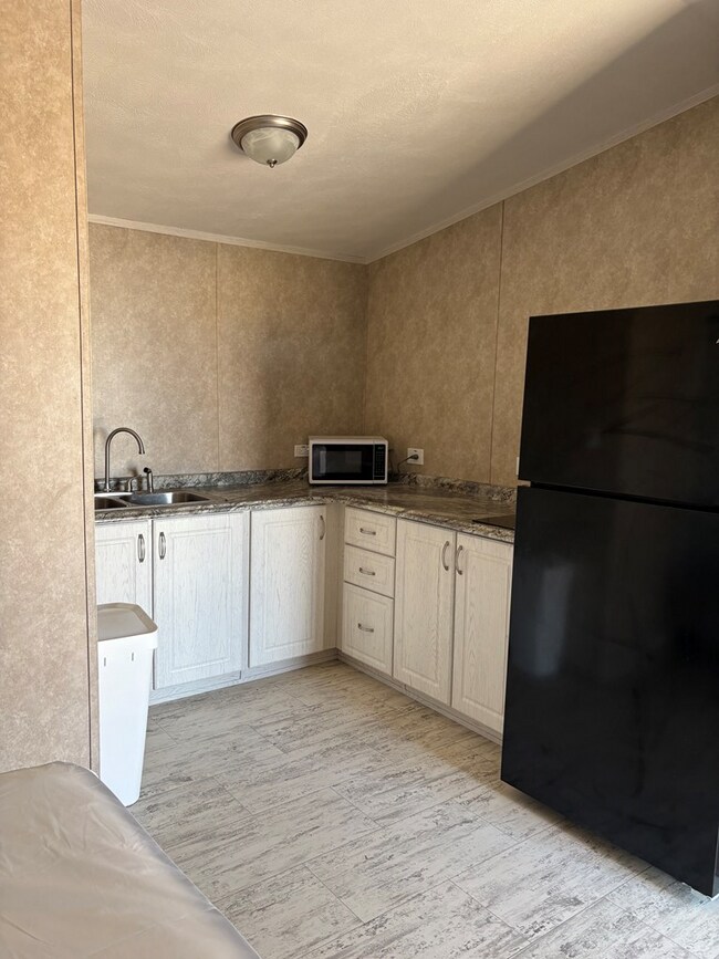 Building Photo - 3958 FM 866