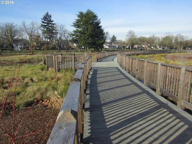 Building Photo - Coming Soon Sellwood-Moreland Two story, 3...