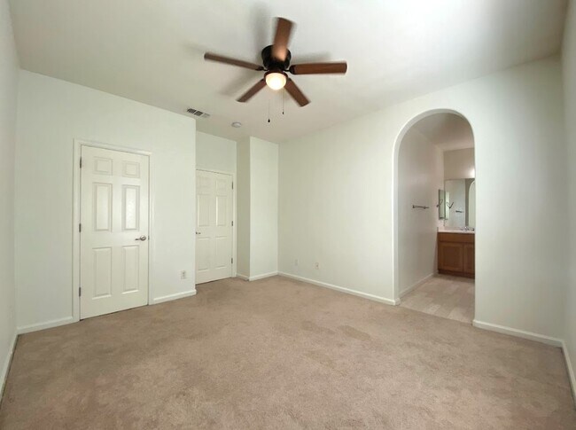 Building Photo - 436 Jacobs Dr