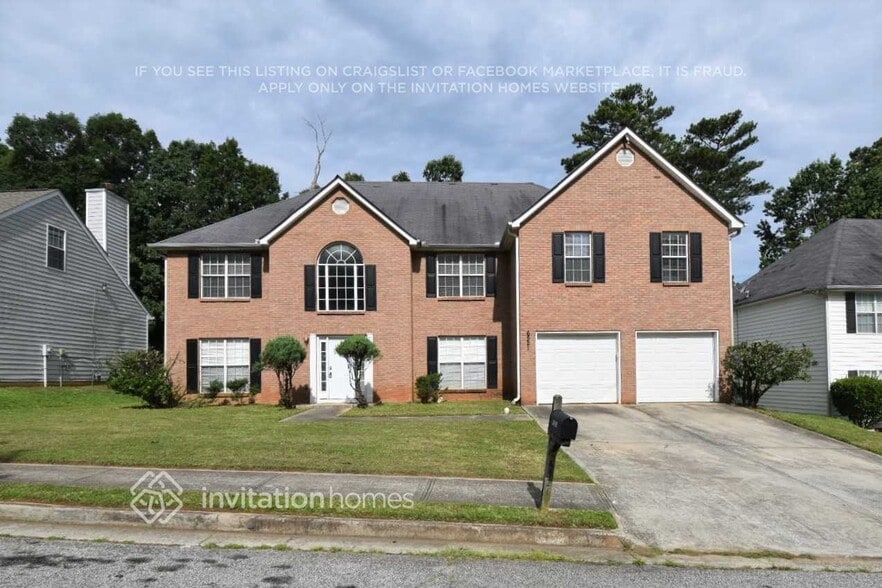 Primary Photo - 6521 Carriage Ln