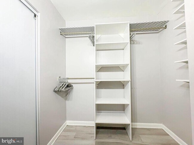 Building Photo - 614 Sligo Ave