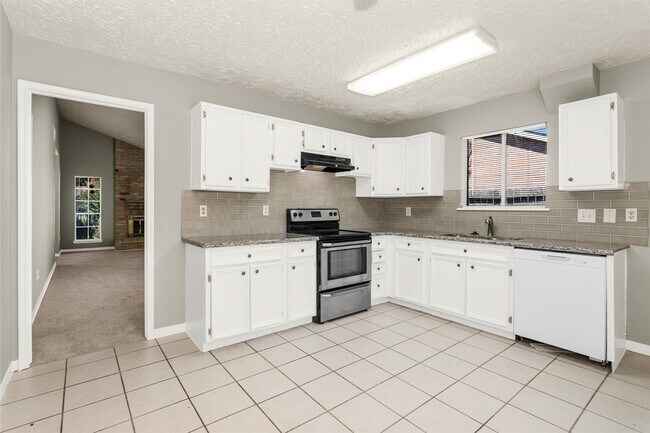 Building Photo - 22819 Capitol Landing Ln