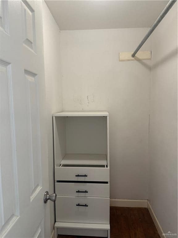 Building Photo - 27 S 6th St