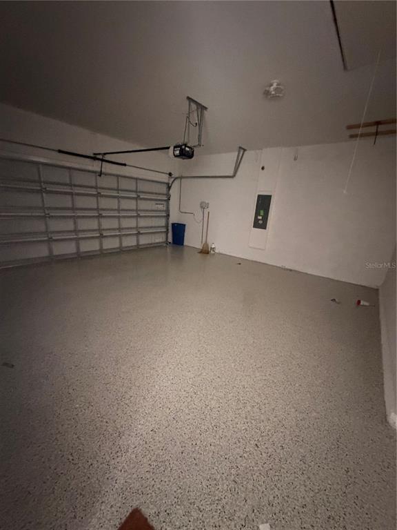 Building Photo - 832 Daring Dr