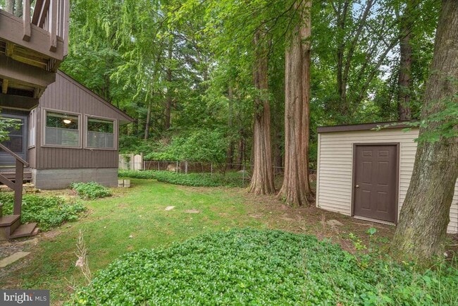 Building Photo - 903 Leverton Rd