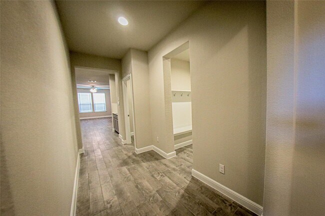 Building Photo - 14640 Antlia Dr