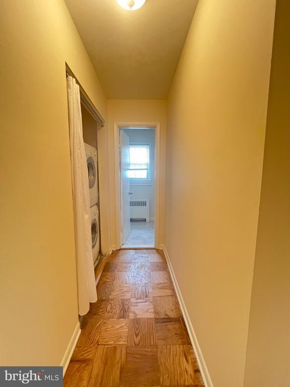 Building Photo - 125 Talbott St