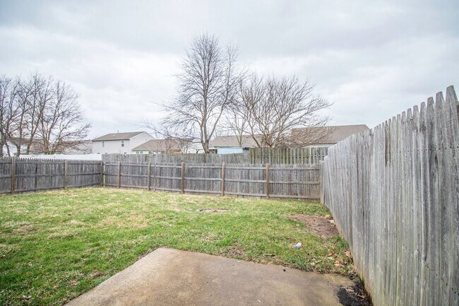 Building Photo - 2225 Bridgewater Cir