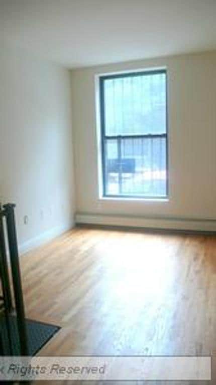 Building Photo - 437 W 54th St