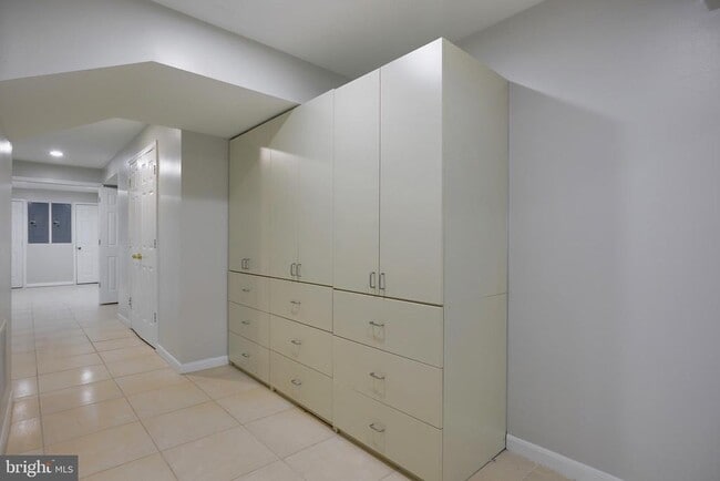 Building Photo - 16729 Queen Anne Rd