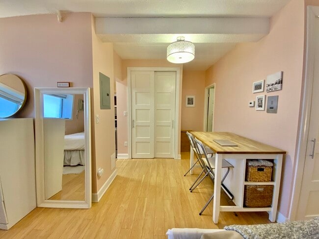 Building Photo - 995 Massachusetts Ave