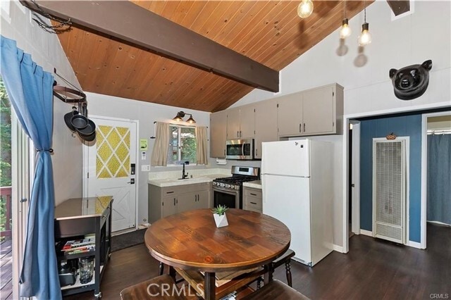 Building Photo - 28393 Larchmont Ln