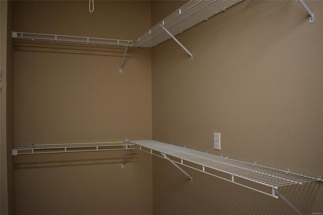 Building Photo - 8212 Glynnwood Dr