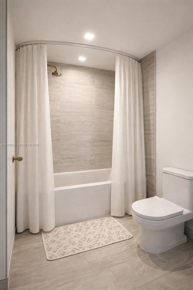 Building Photo - 77 SE 5th St