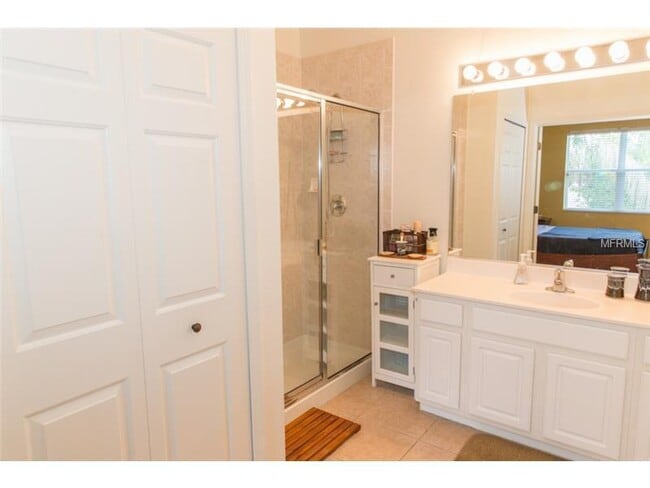Building Photo - 3773 Parkridge Cir