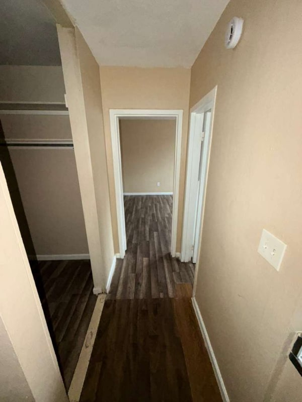 Building Photo - 13955 Superior Rd