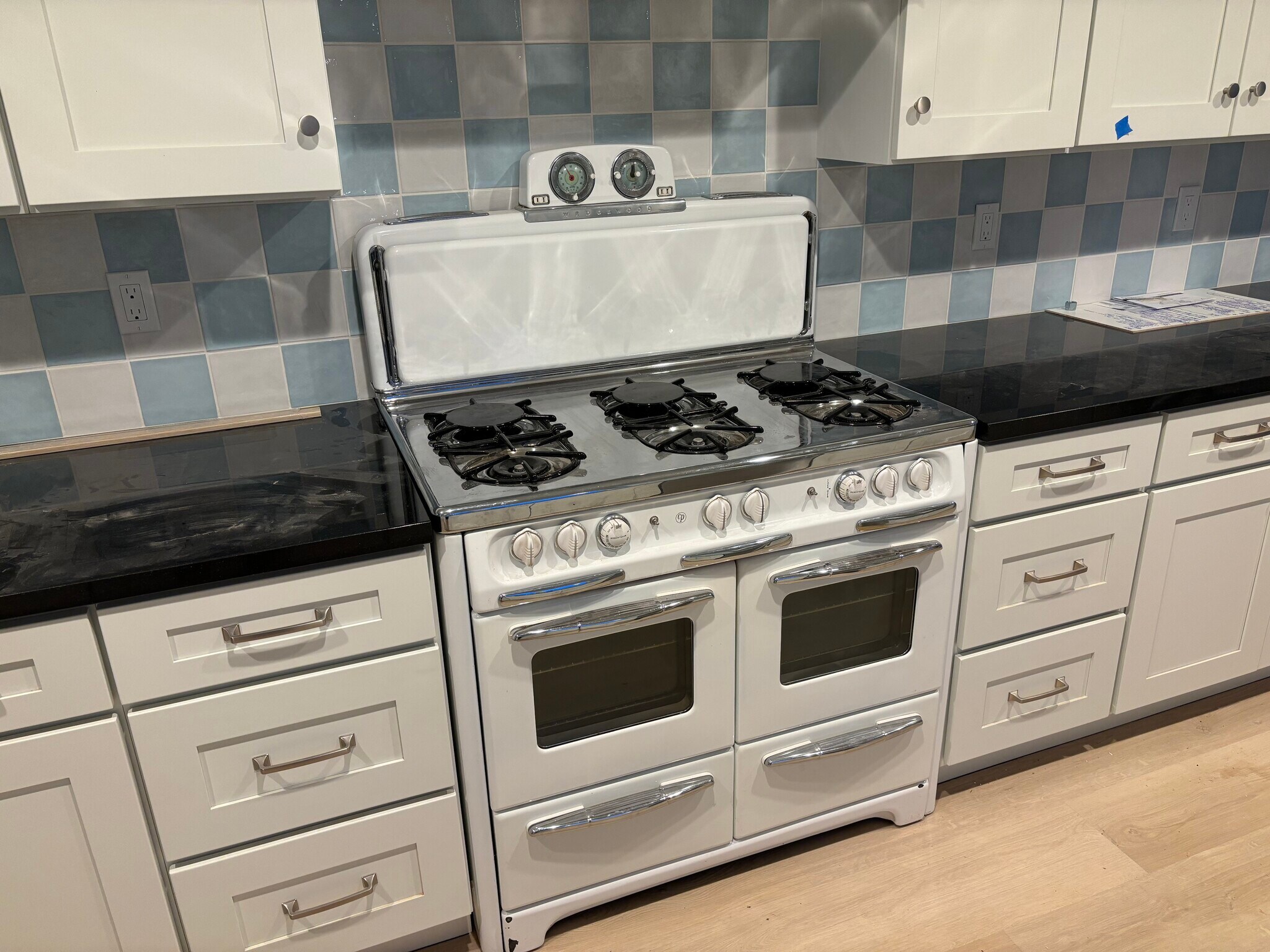 Building Photo - 328 Jordan Ave