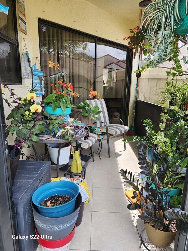 Building Photo - 2915 San Remo Cir