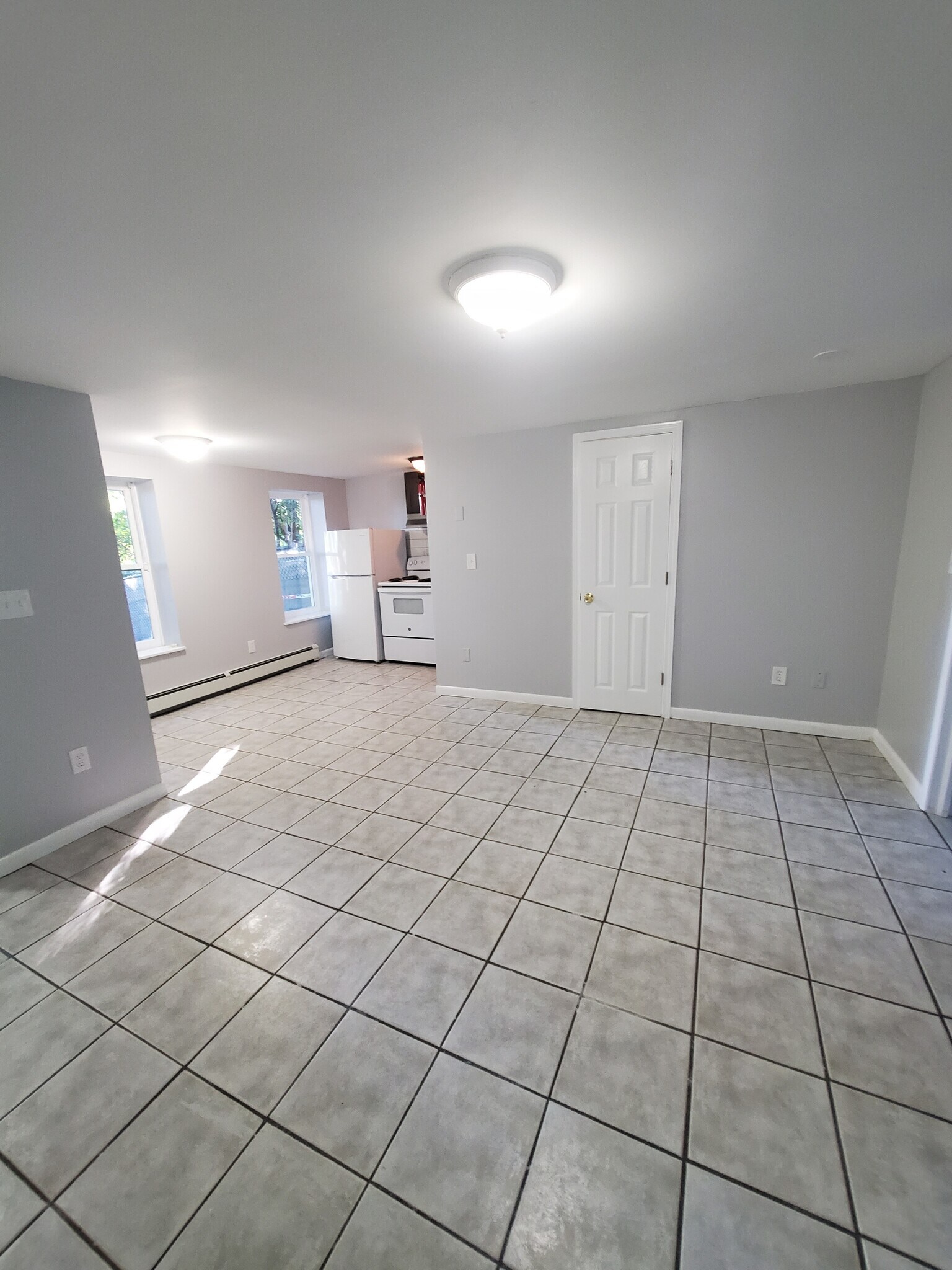 Building Photo - 217 3rd St